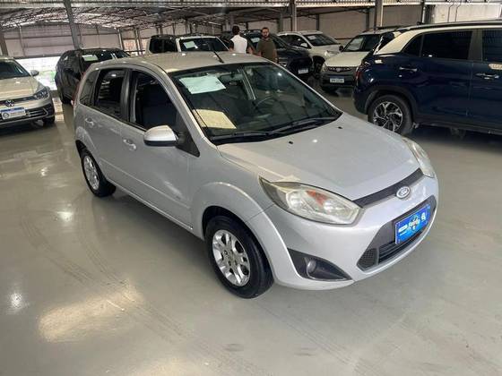 FORD FIESTA 1.6 ROCAM SE 8V FLEX 4P MANUAL